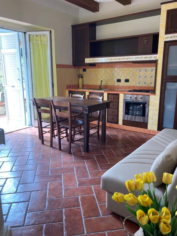 Appartamento F&M Castelnuovo Magra Eksteriør bilde
